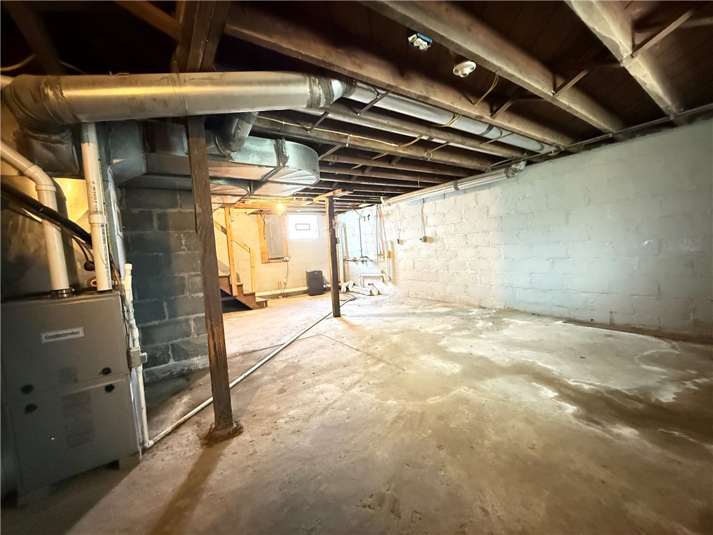 Greenville Boro - Mer, Pennsylvania 16125, United States, 3 Bedrooms Bedrooms, ,1 BathroomBathrooms,Residential,Active,88836