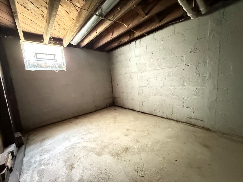 Greenville Boro - Mer, Pennsylvania 16125, United States, 3 Bedrooms Bedrooms, ,1 BathroomBathrooms,Residential,Active,88836