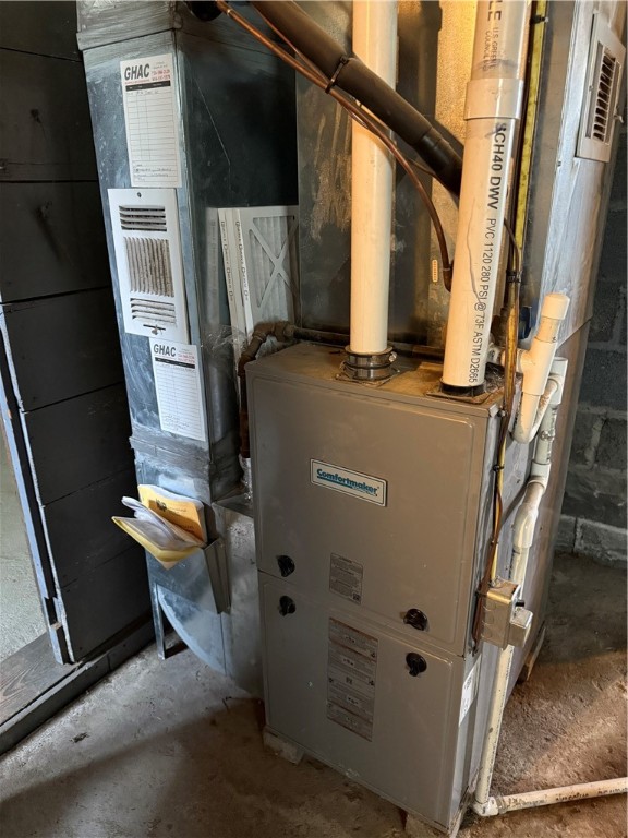 Greenville Boro - Mer, Pennsylvania 16125, United States, 3 Bedrooms Bedrooms, ,1 BathroomBathrooms,Residential,Active,88836