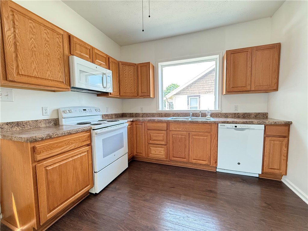 Greenville Boro - Mer, Pennsylvania 16125, United States, 3 Bedrooms Bedrooms, ,1 BathroomBathrooms,Residential,Active,88836