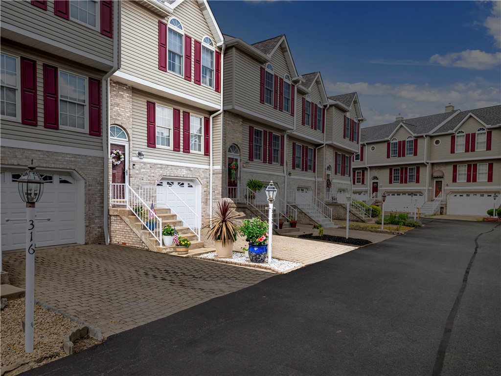 317 Brohios Dr