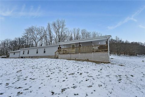Photo of 42 Gress Rd, Creekside, PA 15732 (MLS # 1733308)
