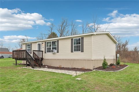 Photo of 996 Monaca Rd, Center Twp, PA 15061 (MLS # 1745914)