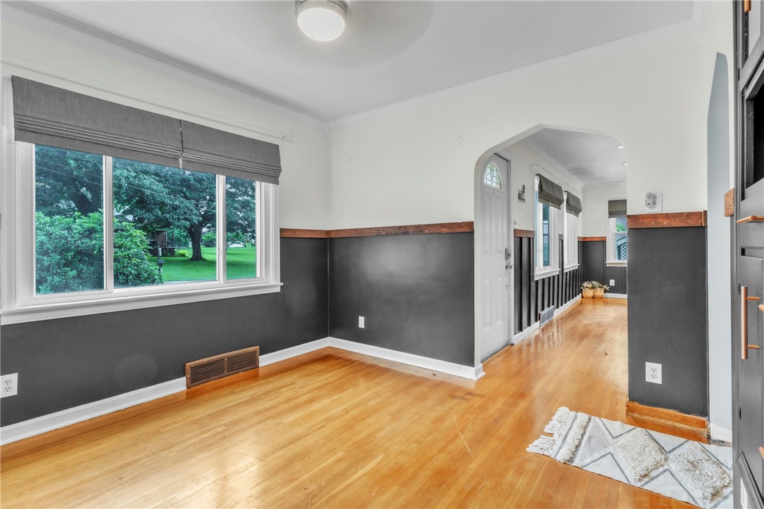 Hanover Twp, Pennsylvania 15021, United States, 3 Bedrooms Bedrooms, ,2 BathroomsBathrooms,Residential,Contingent,183609