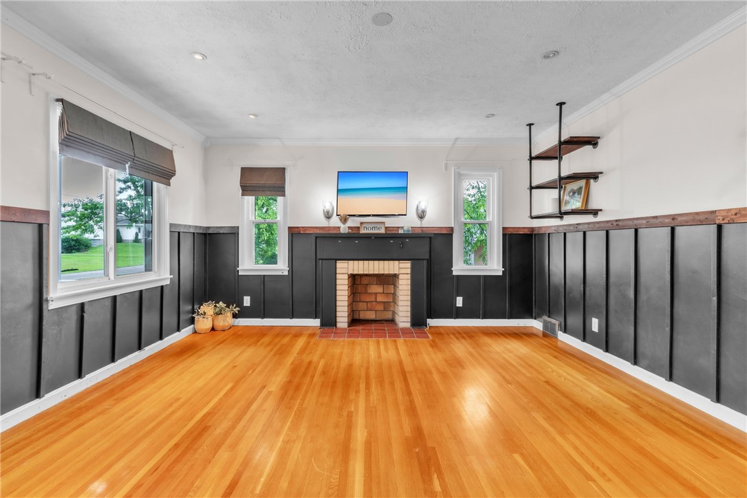 Hanover Twp, Pennsylvania 15021, United States, 3 Bedrooms Bedrooms, ,2 BathroomsBathrooms,Residential,Contingent,183609