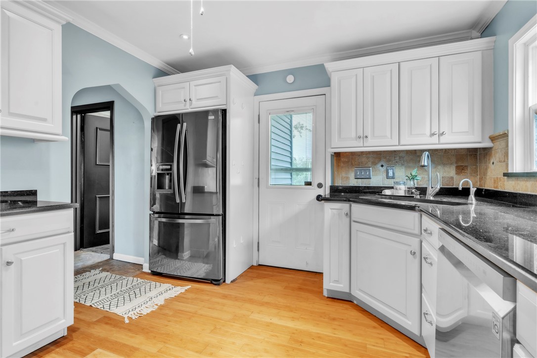 Hanover Twp, Pennsylvania 15021, United States, 3 Bedrooms Bedrooms, ,2 BathroomsBathrooms,Residential,Contingent,183609