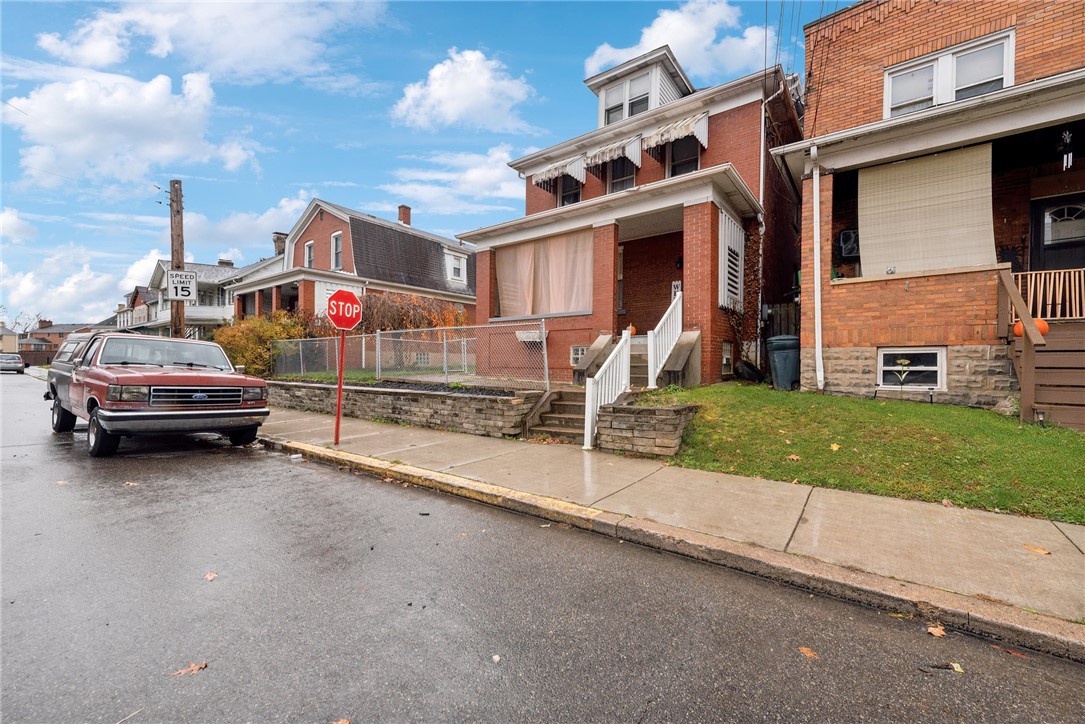 851 Hober Ave