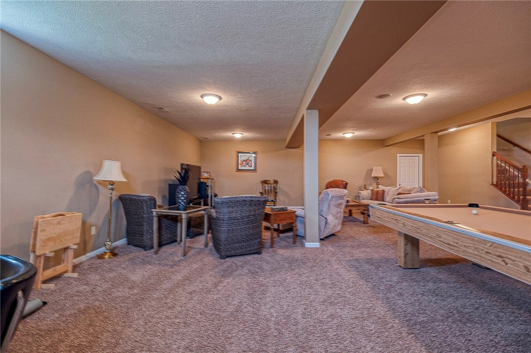 Burgettstown, Pennsylvania, 15021, United States, 3 Bedrooms Bedrooms, ,4 BathroomsBathrooms,Residential,Active,2032956