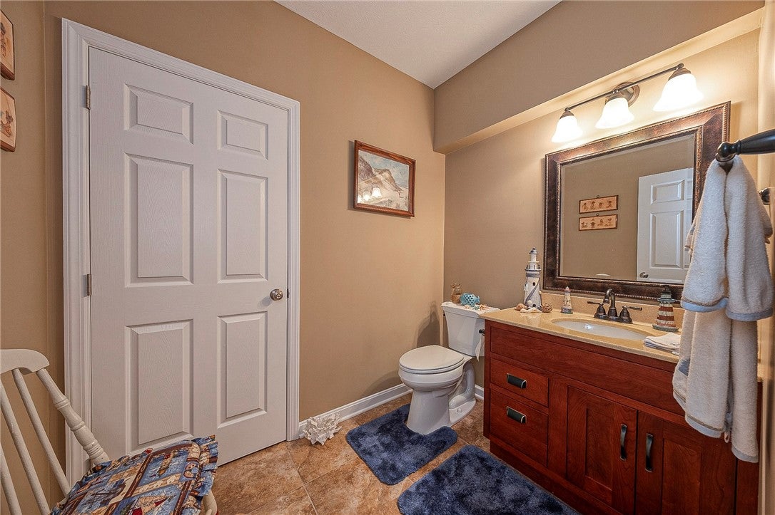 Burgettstown, Pennsylvania, 15021, United States, 3 Bedrooms Bedrooms, ,4 BathroomsBathrooms,Residential,Active,2032956