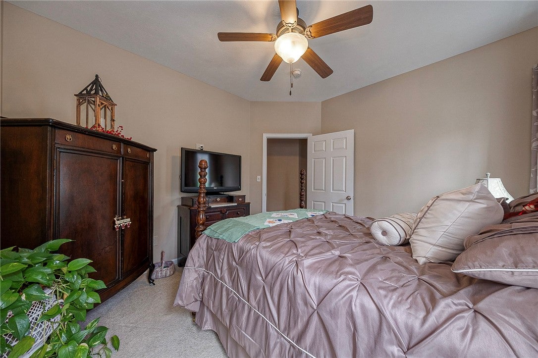 Burgettstown, Pennsylvania, 15021, United States, 3 Bedrooms Bedrooms, ,4 BathroomsBathrooms,Residential,Active,2032956