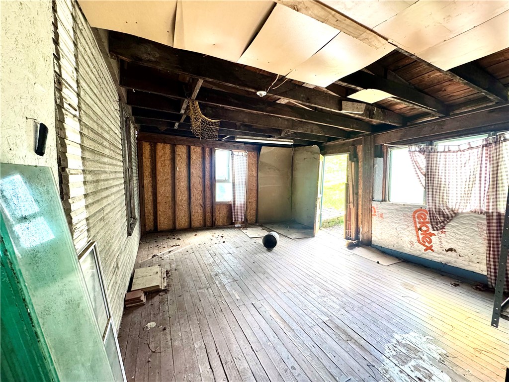 1011 Broadway Street