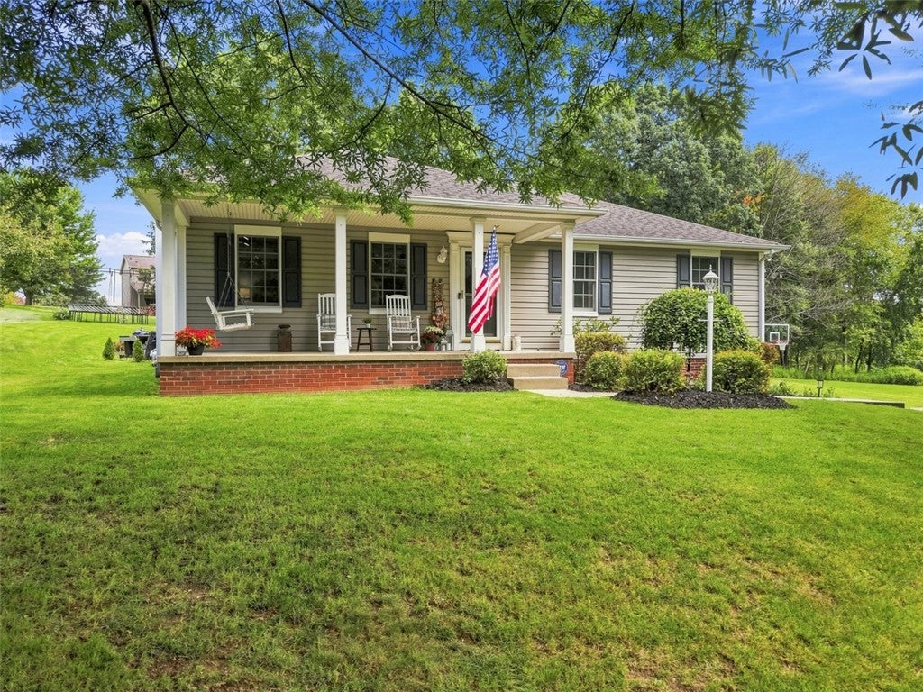 405 Freedom Rd