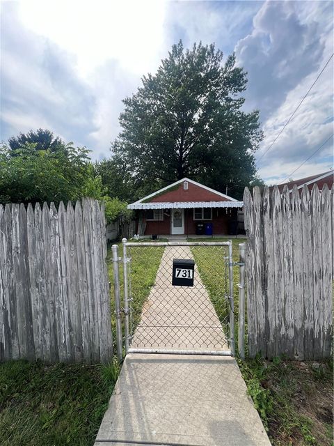 Photo of 731 N Atlantic Ave, Pittsburgh, PA 15224 (MLS # 1764013)