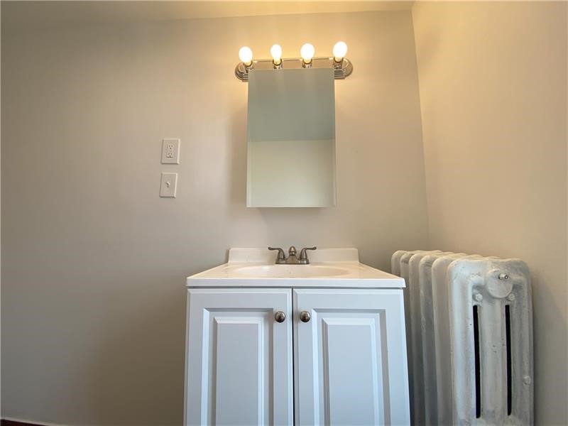 Youngwood, Pennsylvania 15697, United States, 4 Bedrooms Bedrooms, ,2 BathroomsBathrooms,Residential,Active,26881