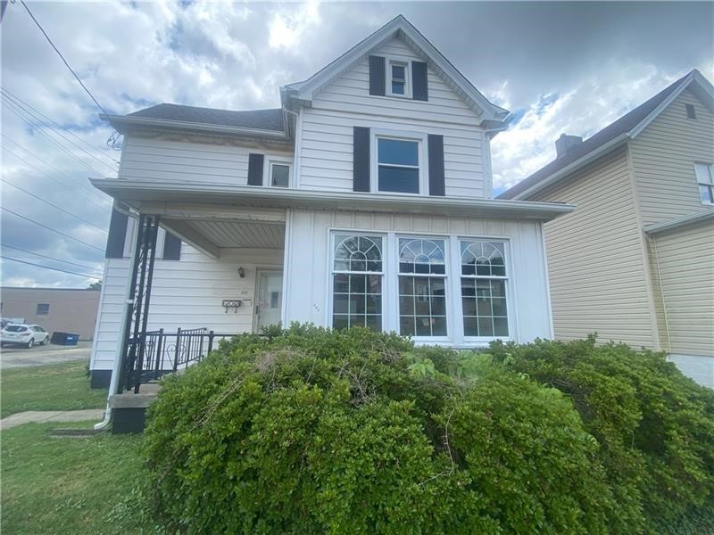 Youngwood, Pennsylvania 15697, United States, 4 Bedrooms Bedrooms, ,2 BathroomsBathrooms,Residential,Active,26881