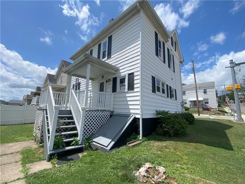 Youngwood, Pennsylvania 15697, United States, 4 Bedrooms Bedrooms, ,2 BathroomsBathrooms,Residential,Active,26881