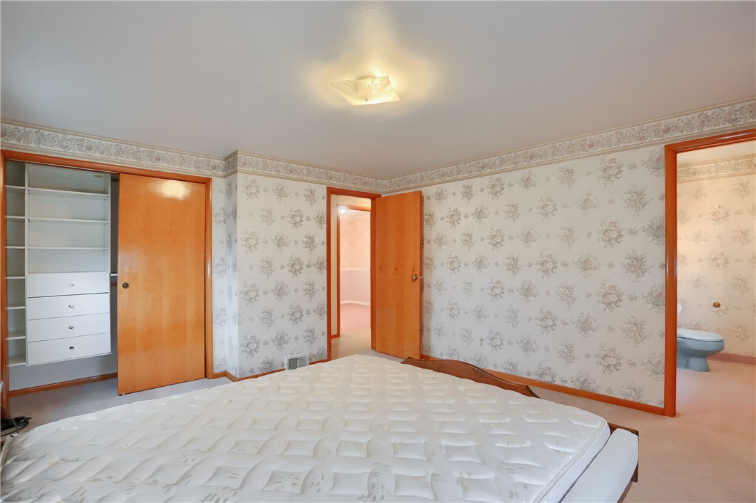 Cranberry Twp, Pennsylvania 16066, United States, 3 Bedrooms Bedrooms, ,3 BathroomsBathrooms,Residential,Contingent,2869