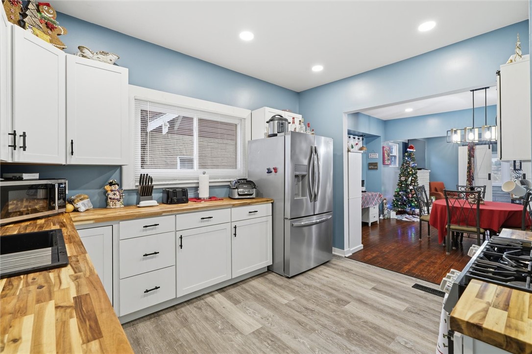 City Of Washington, Pennsylvania 15301, United States, 4 Bedrooms Bedrooms, ,2 BathroomsBathrooms,Residential,Active,250575