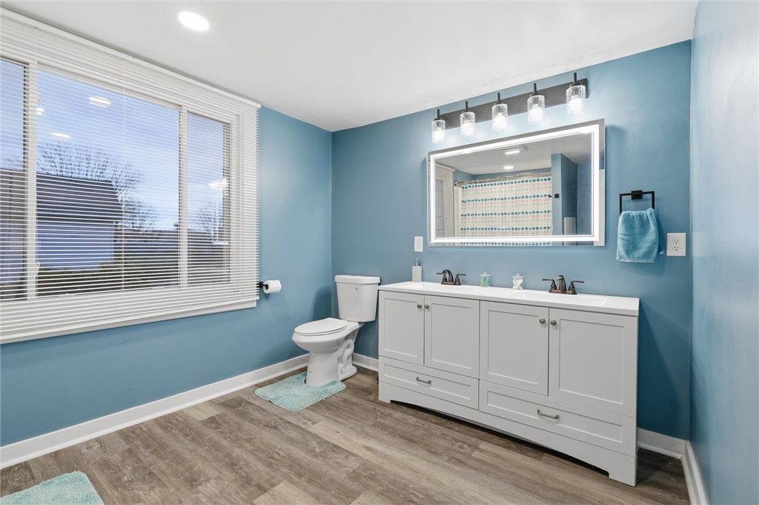 City Of Washington, Pennsylvania 15301, United States, 4 Bedrooms Bedrooms, ,2 BathroomsBathrooms,Residential,Active,250575