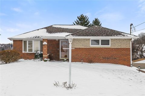 Photo of 14 Scholar Dr, Pittsburgh, PA 15236 (MLS # 1735375)