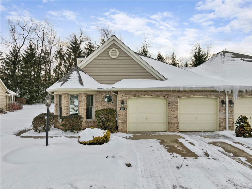 Hempfield Twp - Wml, Pennsylvania 15601, United States, 2 Bedrooms Bedrooms, ,2 BathroomsBathrooms,Residential,Contingent,11701