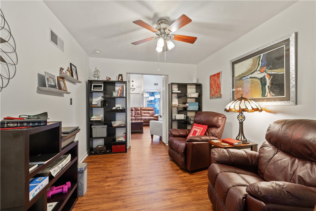 Hempfield Twp - Wml, Pennsylvania 15601, United States, 2 Bedrooms Bedrooms, ,2 BathroomsBathrooms,Residential,Contingent,11701