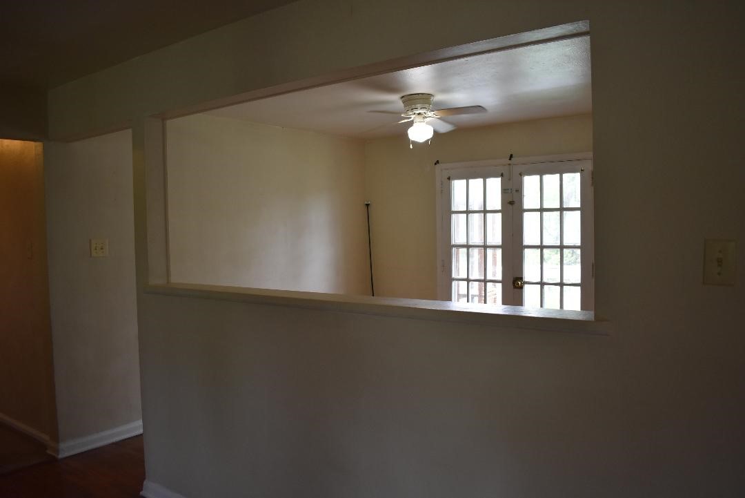 945 Brodhead Rd