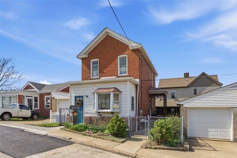 Photo of 217 Ilion St, Pittsburgh, PA 15207 (MLS # 1748476)