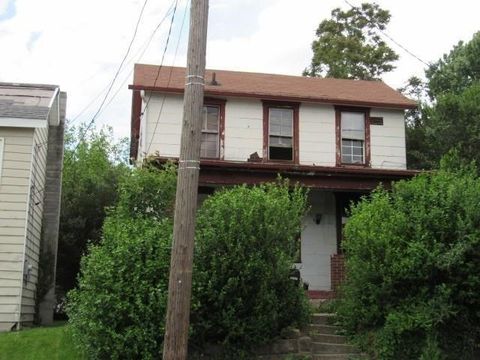 149 Coolspring Street Uniontown PA 15401