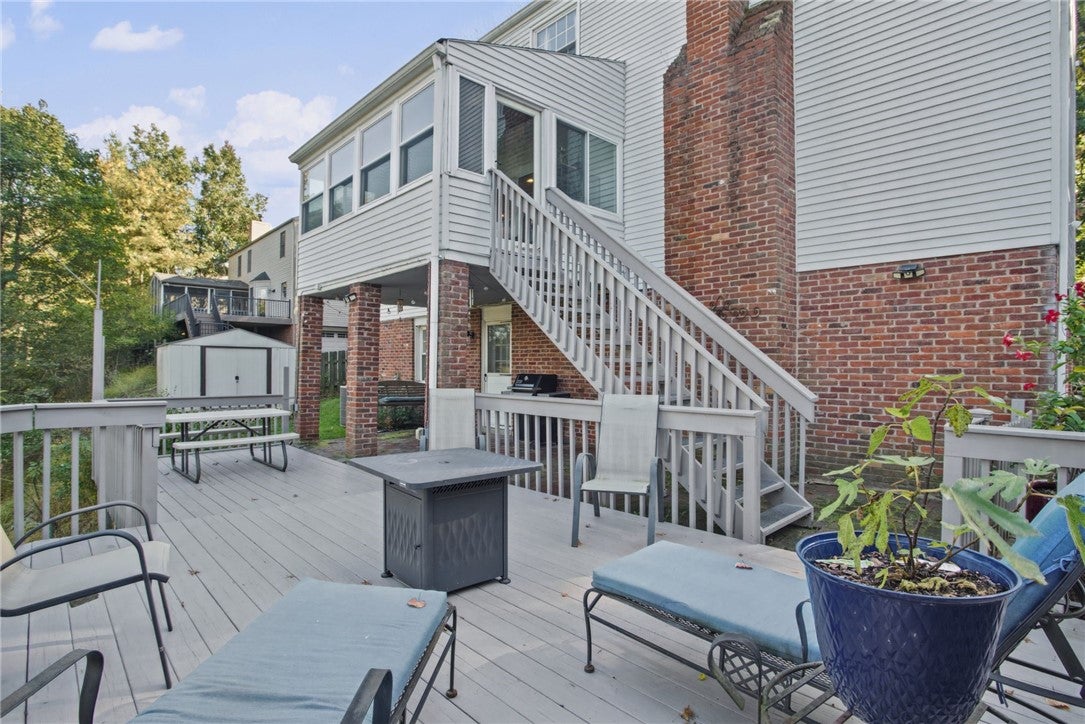 2437 Bellwood Drive