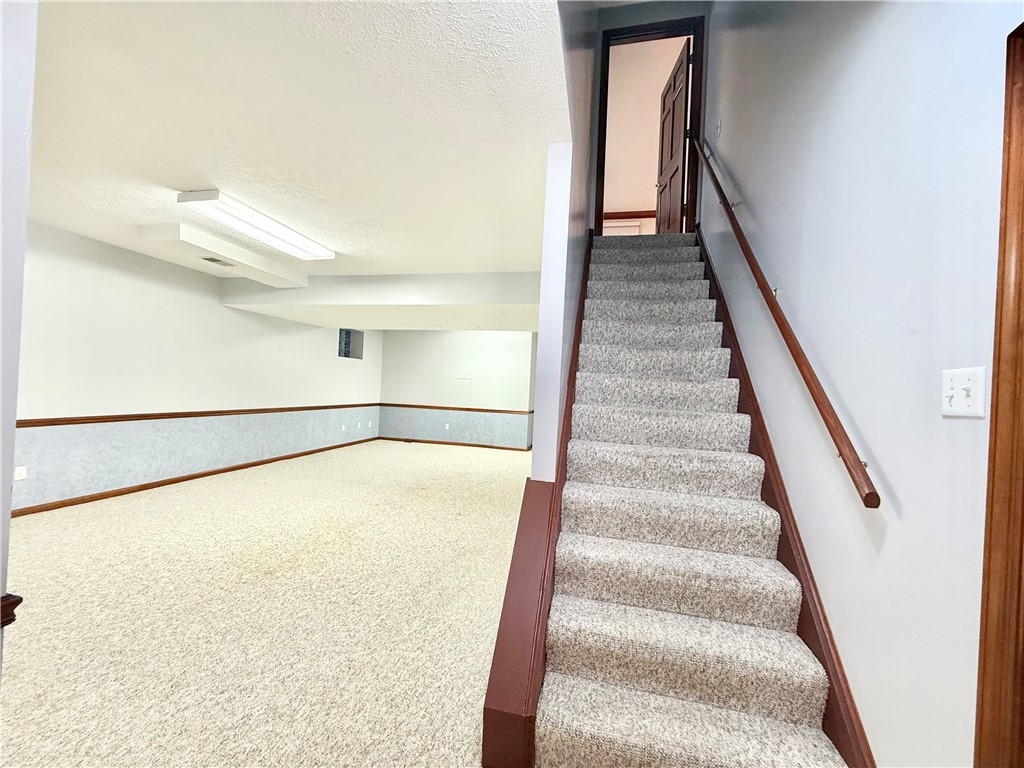 1026 Lexington Dr Dr, Murrysville, Pennsylvania image 43