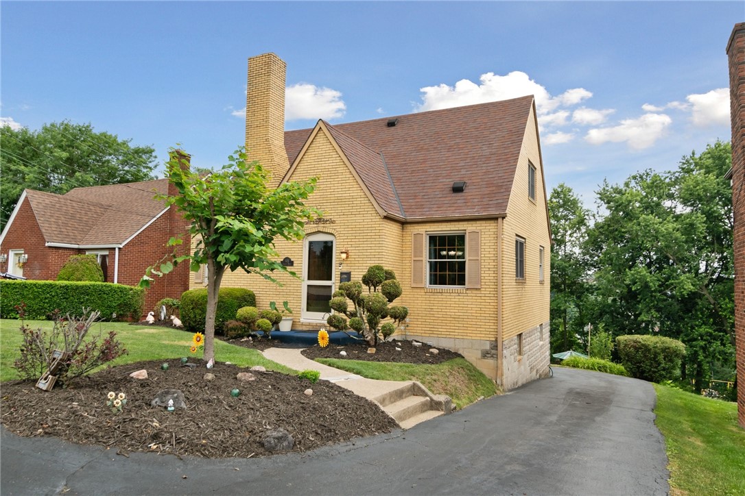 105 Audrey Drive