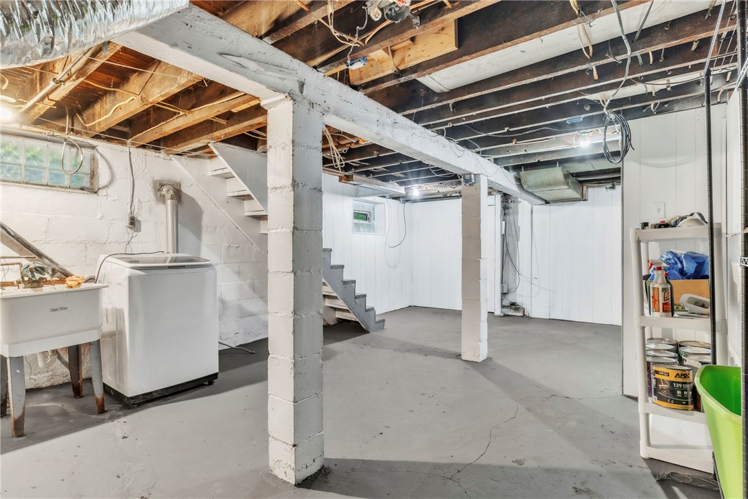 Dormont, Pennsylvania 15216, United States, 3 Bedrooms Bedrooms, ,1 BathroomBathrooms,Residential,Active,191160