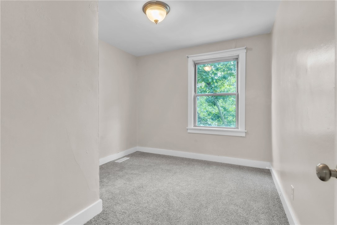 Dormont, Pennsylvania 15216, United States, 3 Bedrooms Bedrooms, ,1 BathroomBathrooms,Residential,Active,191160