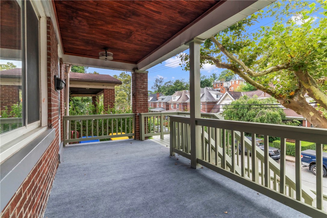 Dormont, Pennsylvania 15216, United States, 3 Bedrooms Bedrooms, ,1 BathroomBathrooms,Residential,Active,191160