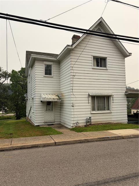 Homes For Sale - 5710 Lincoln Ave Ave<br/> Westmoreland County, Export, PA 15632