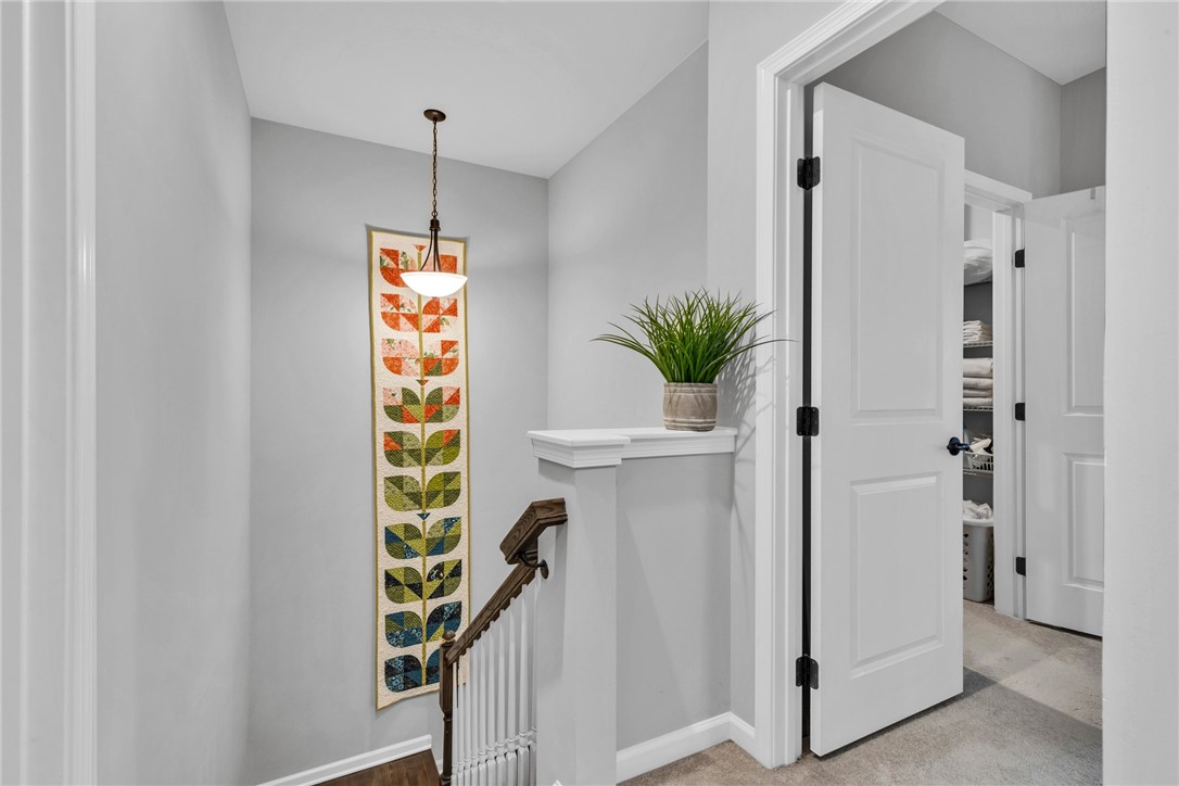 Cranberry Twp, Pennsylvania 16066, United States, 4 Bedrooms Bedrooms, ,3 BathroomsBathrooms,Residential,Contingent,151941