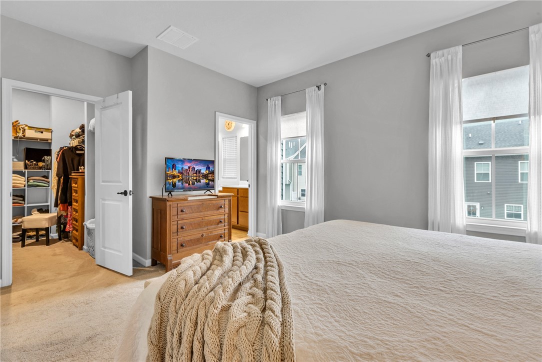 Cranberry Twp, Pennsylvania 16066, United States, 4 Bedrooms Bedrooms, ,3 BathroomsBathrooms,Residential,Contingent,151941