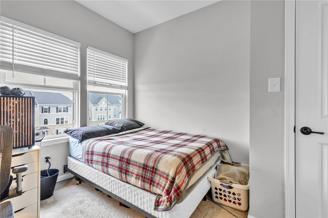 Cranberry Twp, Pennsylvania 16066, United States, 4 Bedrooms Bedrooms, ,3 BathroomsBathrooms,Residential,Contingent,151941