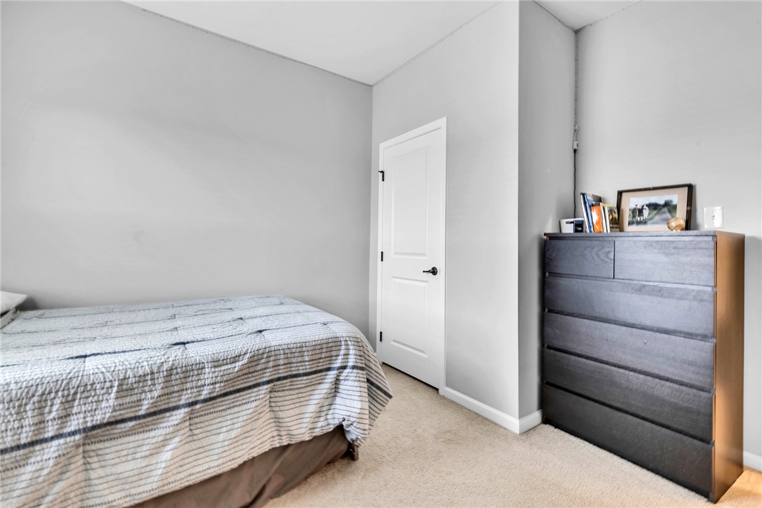 Cranberry Twp, Pennsylvania 16066, United States, 4 Bedrooms Bedrooms, ,3 BathroomsBathrooms,Residential,Contingent,151941