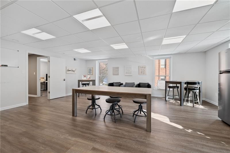 Ross Twp, Pennsylvania 15237, United States, ,Commercial,Active,111656