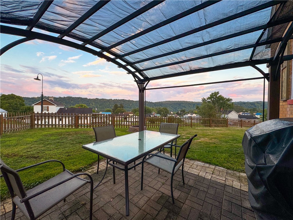 East Bethlehem, Pennsylvania 15348, United States, 2 Bedrooms Bedrooms, ,2 BathroomsBathrooms,Residential,Active,153558