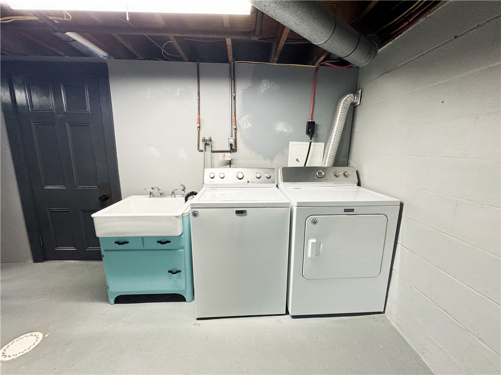 East Bethlehem, Pennsylvania 15348, United States, 2 Bedrooms Bedrooms, ,2 BathroomsBathrooms,Residential,Active,153558