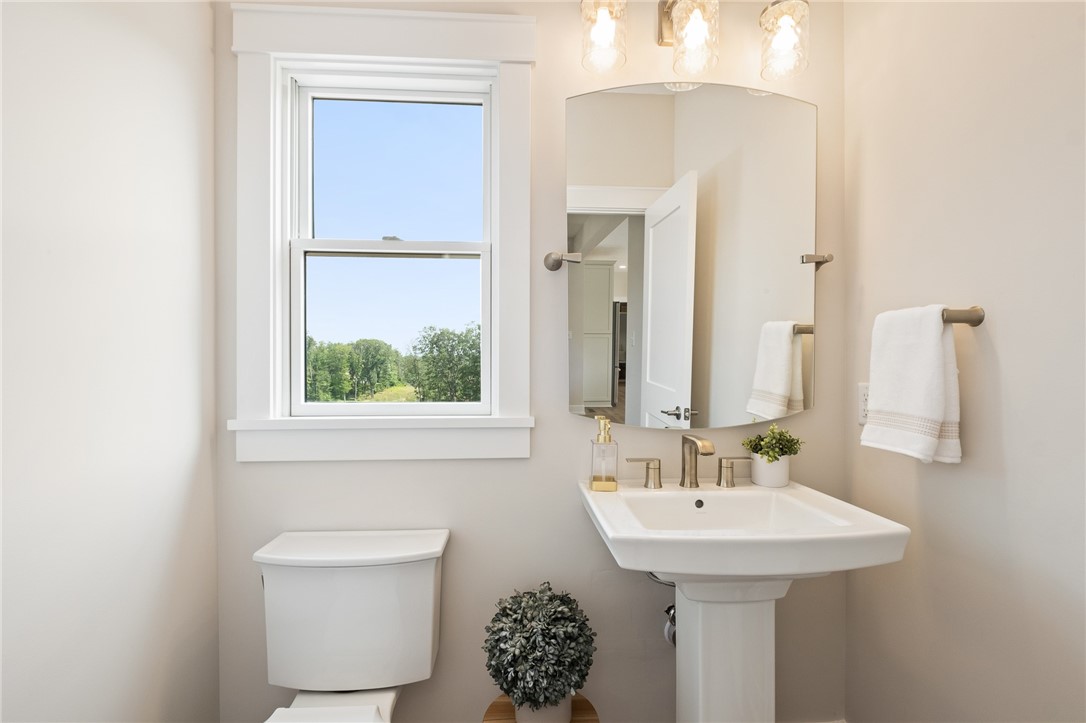 Marshall, Pennsylvania 15005, United States, 5 Bedrooms Bedrooms, ,6 BathroomsBathrooms,Residential,Active,240409