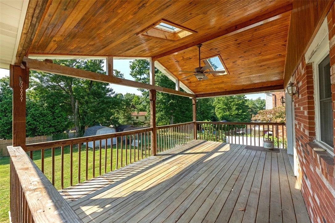 502 Saint Thomas Drive