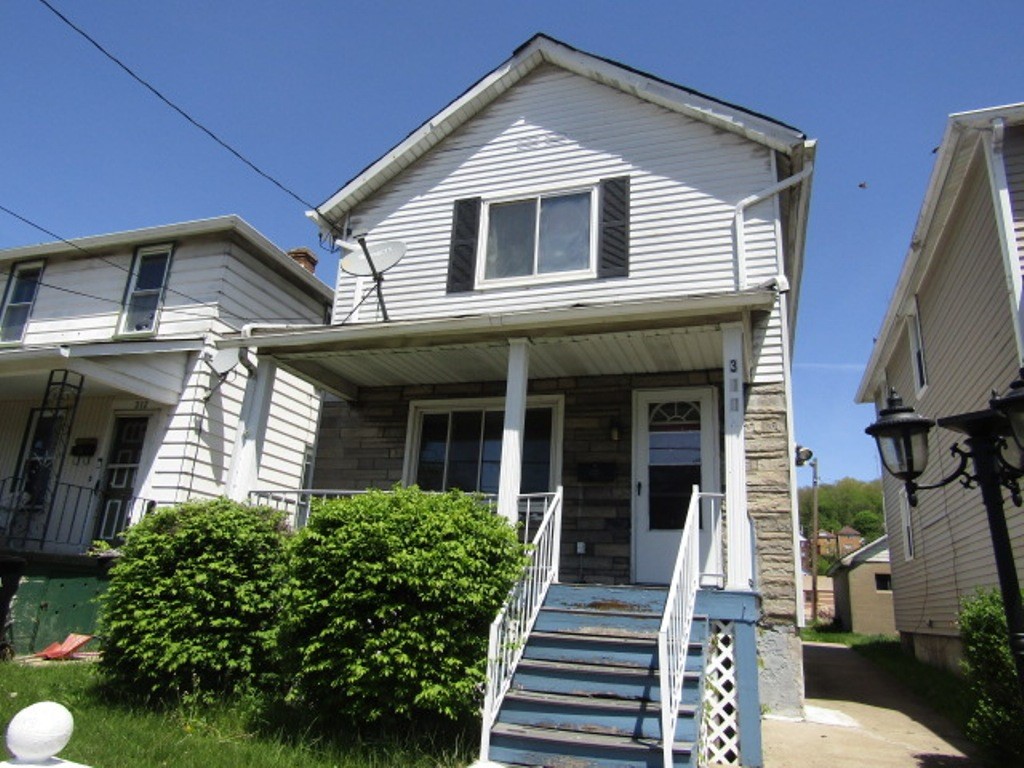 310 4th Ave