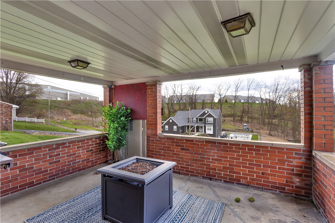 3530 Ridgeway Dr, Bethel Park, Pennsylvania image 3