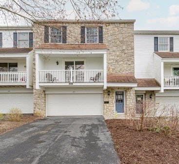 Photo for 151 Roscommon Place
