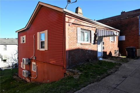 Photo of 517 Carothers Ave, Carnegie, PA 15106 (MLS # 1745049)