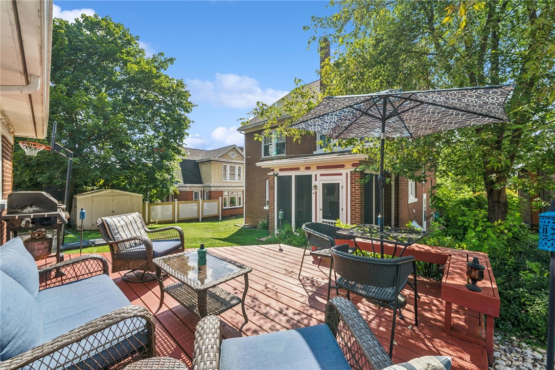 217 UNDERWOOD AVENUE